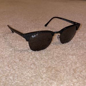 RayBan Clubmaster - all black marble edition